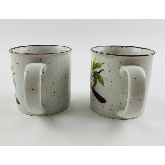 Set 2- Vintage Speckled Stoneware Red Cardinal Bird Ceramic Coffee Mugs Cups Tea - Picture 4 of 13